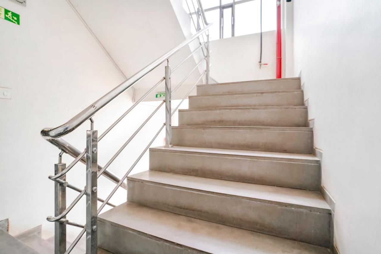 Fabhotel Kyra - Near Airport Road Ahmedabad Buitenkant foto