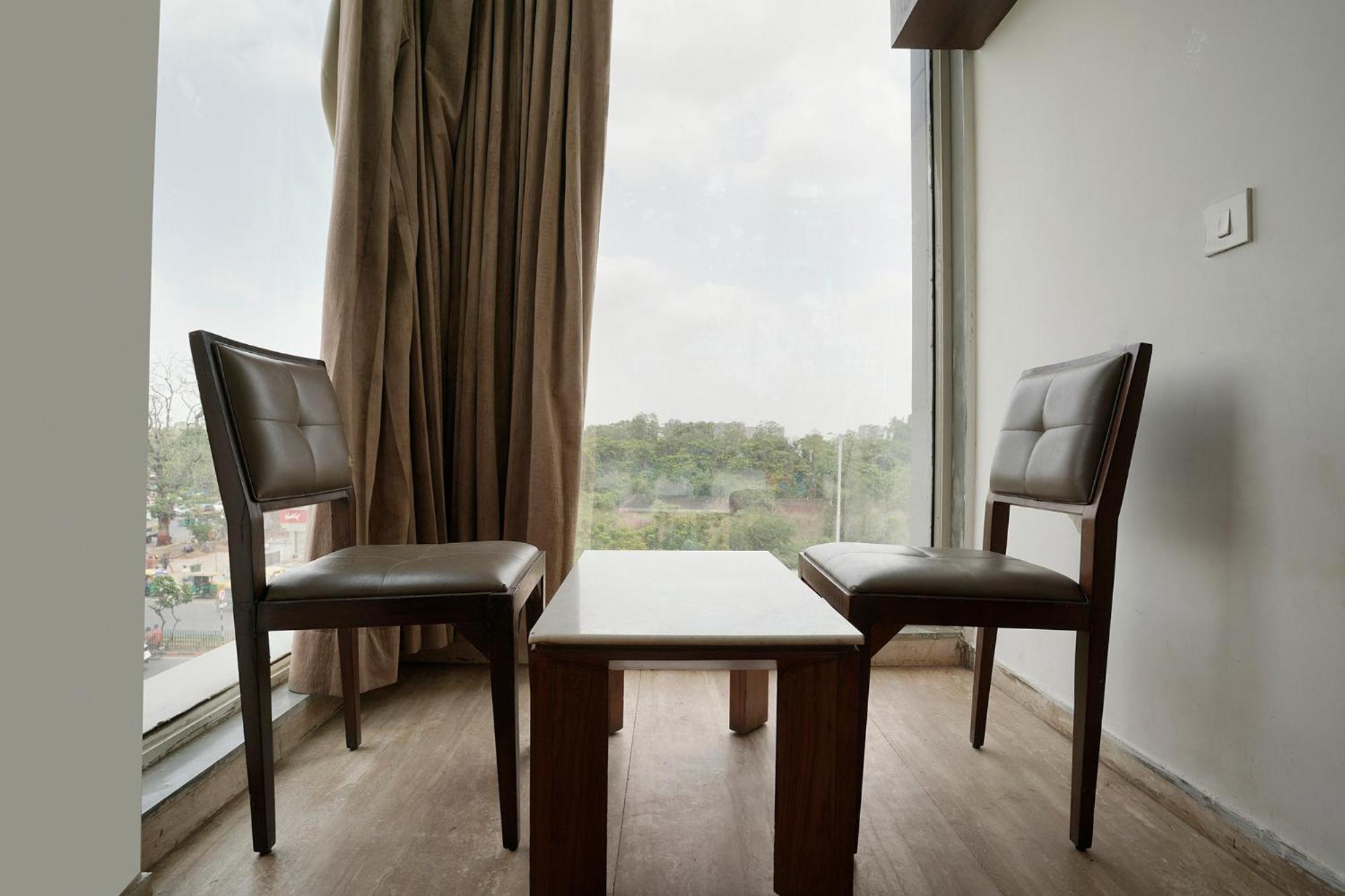 Fabhotel Kyra - Near Airport Road Ahmedabad Buitenkant foto