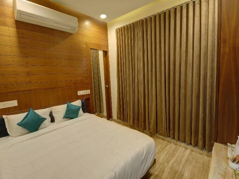 Fabhotel Kyra - Near Airport Road Ahmedabad Buitenkant foto