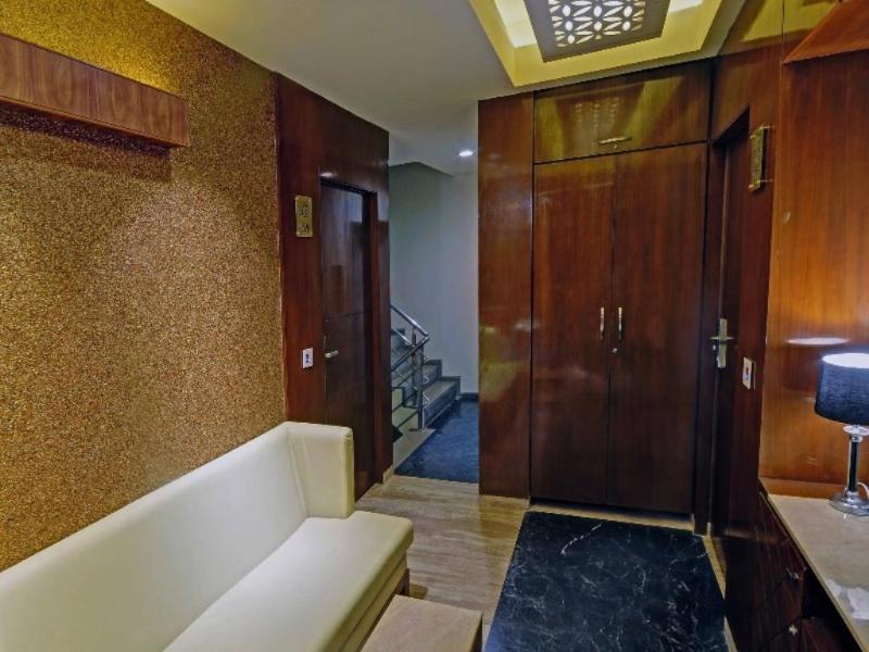 Fabhotel Kyra - Near Airport Road Ahmedabad Buitenkant foto