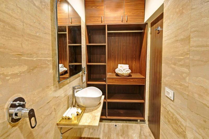 Fabhotel Kyra - Near Airport Road Ahmedabad Buitenkant foto